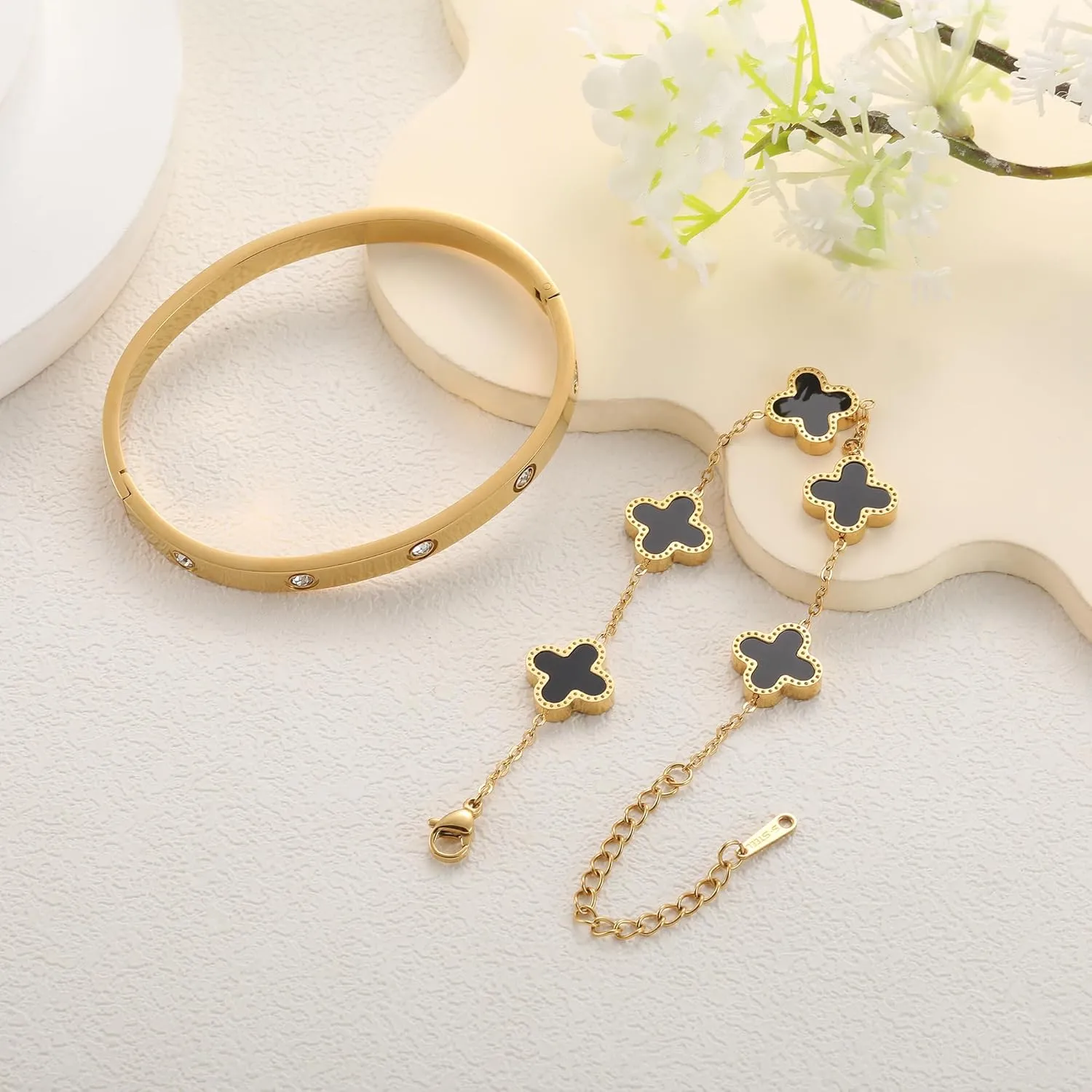 18K Gold Plated Clover Bracelet Love bangle Set for Women Stack Cute Fashion Simple Friendship Bracelet Lucky Link Bracelets Jewelry Gifts Trendy for Women