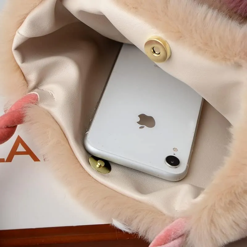 2022 New Women's Plush Shoulder Bag Stylish Fluffy Cross-body Wallet with Cute Plush Pendant Cute Soft Wallet