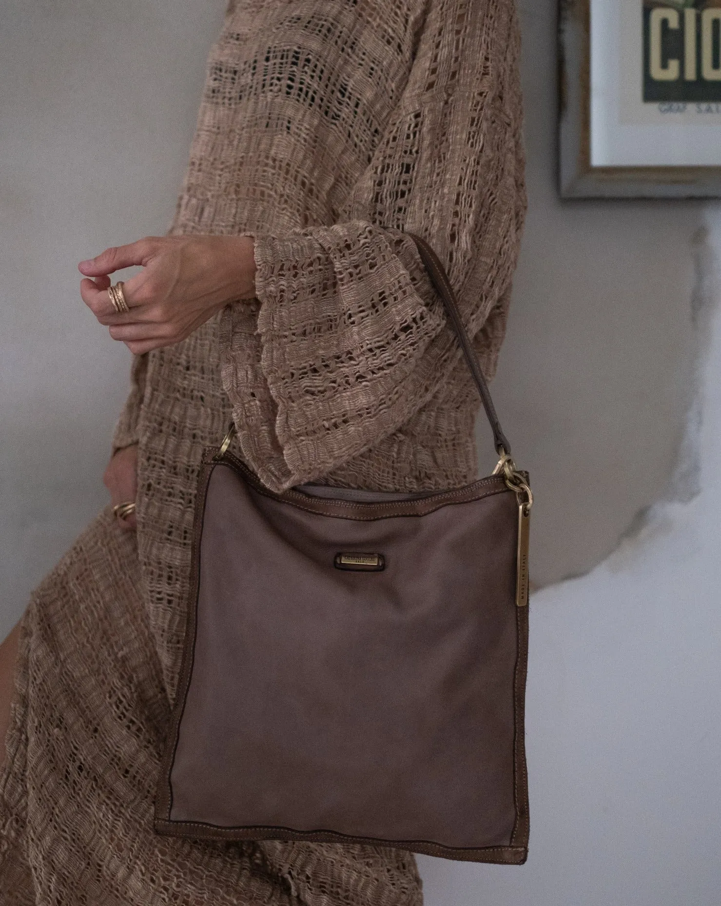 ADA - FLAT SHOULDER BAG