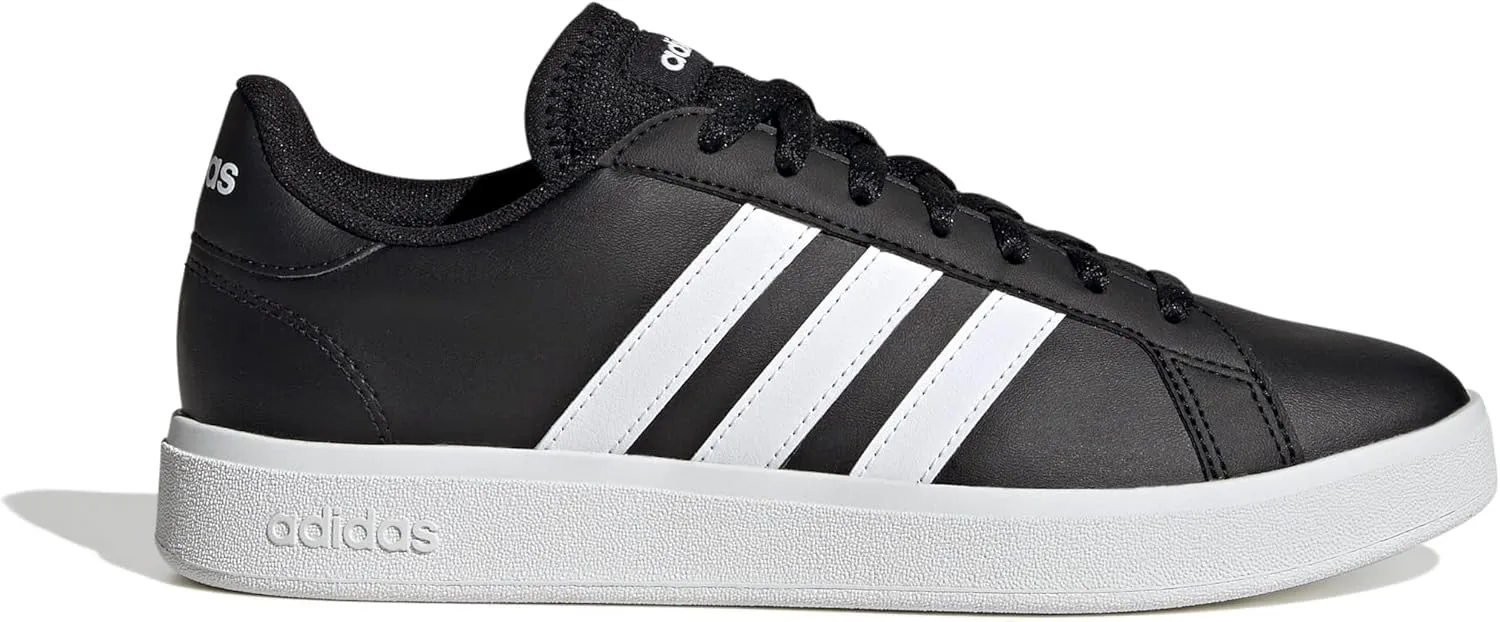 adidas Women's Low-top Sneaker
