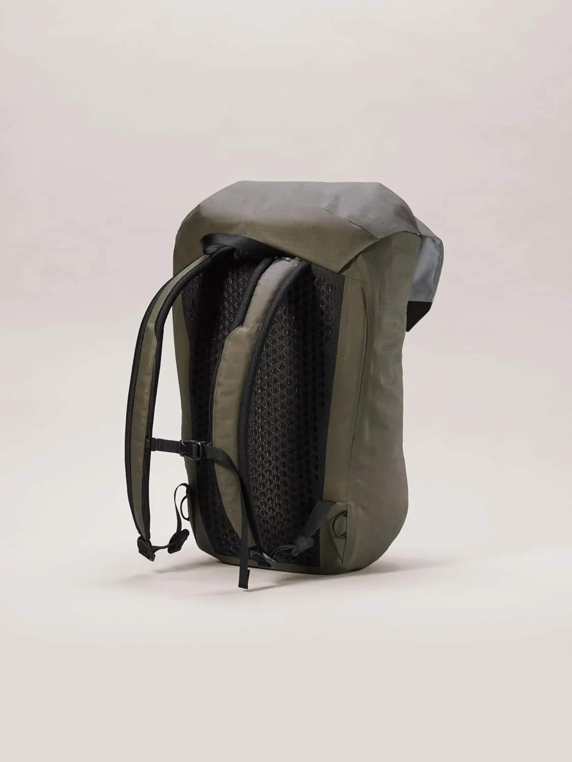 Arc'teryx Granville 25 Backpack | Weather-Resistant 25L Daypack | Tatsu, One Size