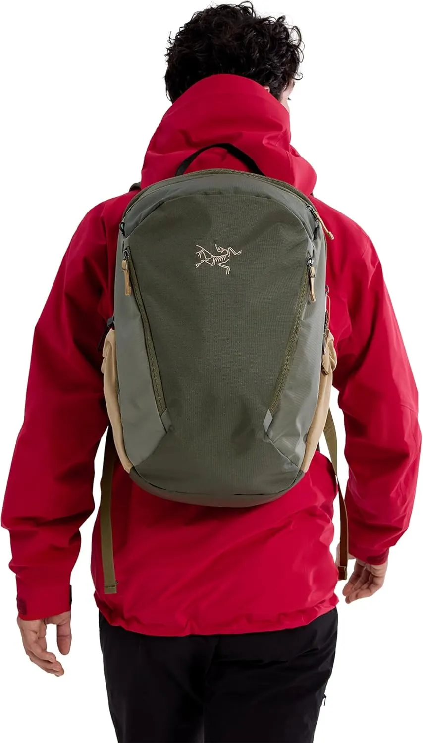 Arc'teryx Mantis 26 Backpack | Highly Versatile 26L Daypack | Tatsu/Forage, One Size