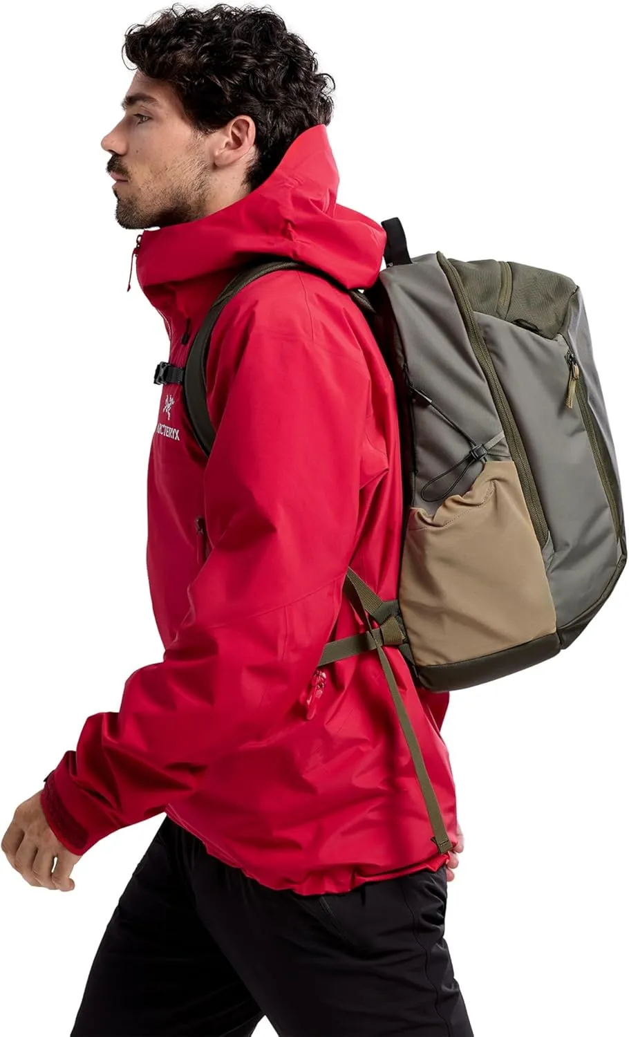 Arc'teryx Mantis 26 Backpack | Highly Versatile 26L Daypack | Tatsu/Forage, One Size