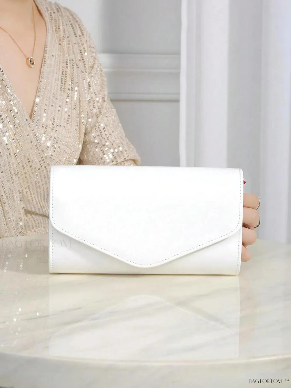 BagForLove - Simple yet Luxurious Evening Bag for Women