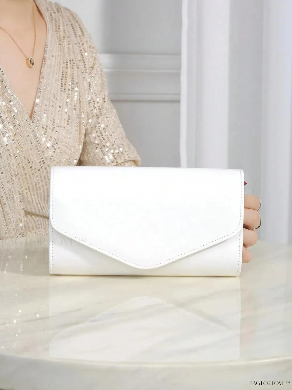 BagForLove - Simple yet Luxurious Evening Bag for Women