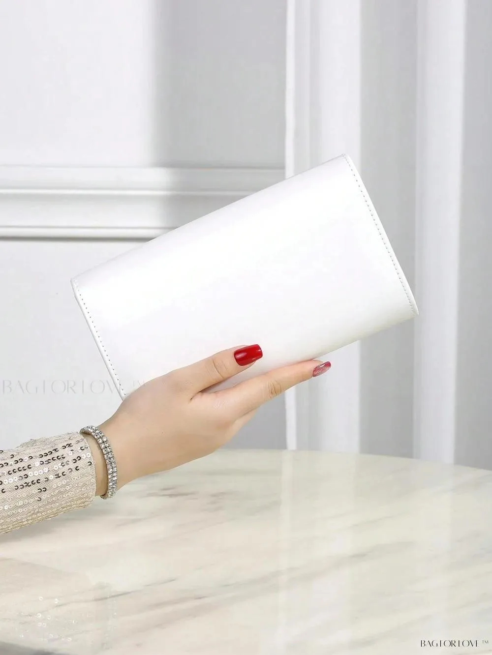 BagForLove - Simple yet Luxurious Evening Bag for Women