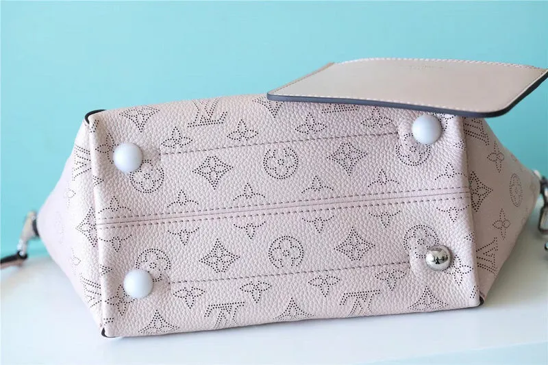 Bags Problem-solving Streamlined shipping Bags 7143 Vuitton CC - - Louis