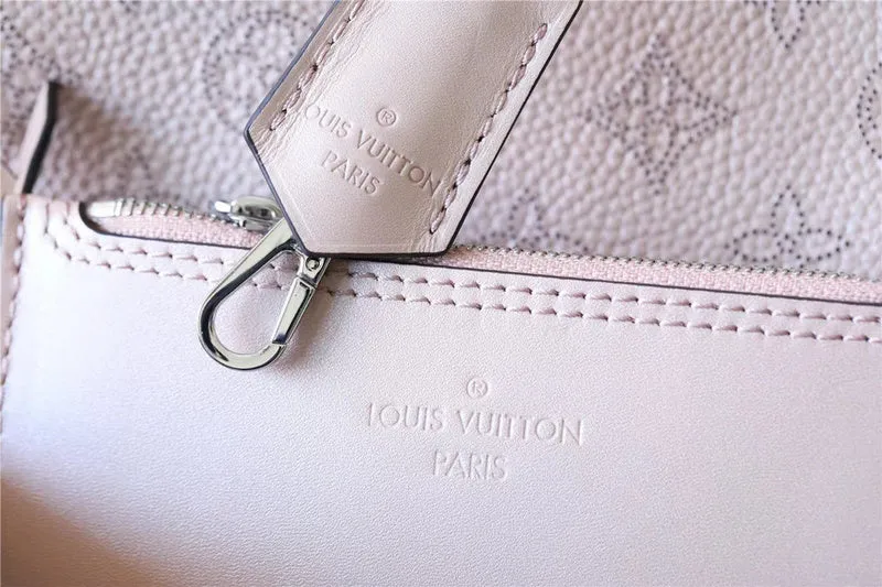 Bags Problem-solving Streamlined shipping Bags 7143 Vuitton CC - - Louis