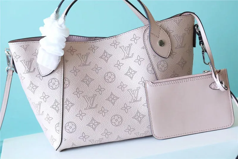 Bags Problem-solving Streamlined shipping Bags 7143 Vuitton CC - - Louis