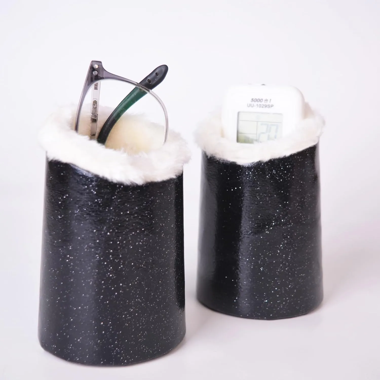 Baitaihem 2 Pack Plush Lined Eyeglasses Holder Stand Protective Glasses Holder For Desks Or Nightstands