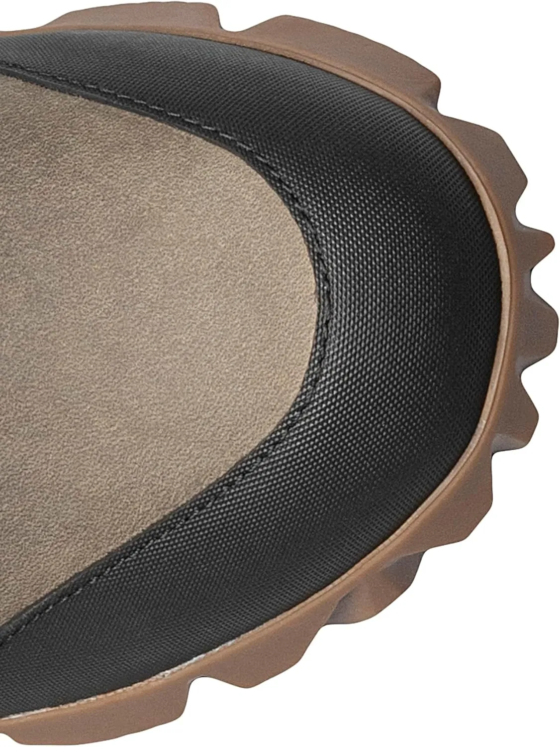BOGS Women's Arcata Urban Leather Mid Winter Boot