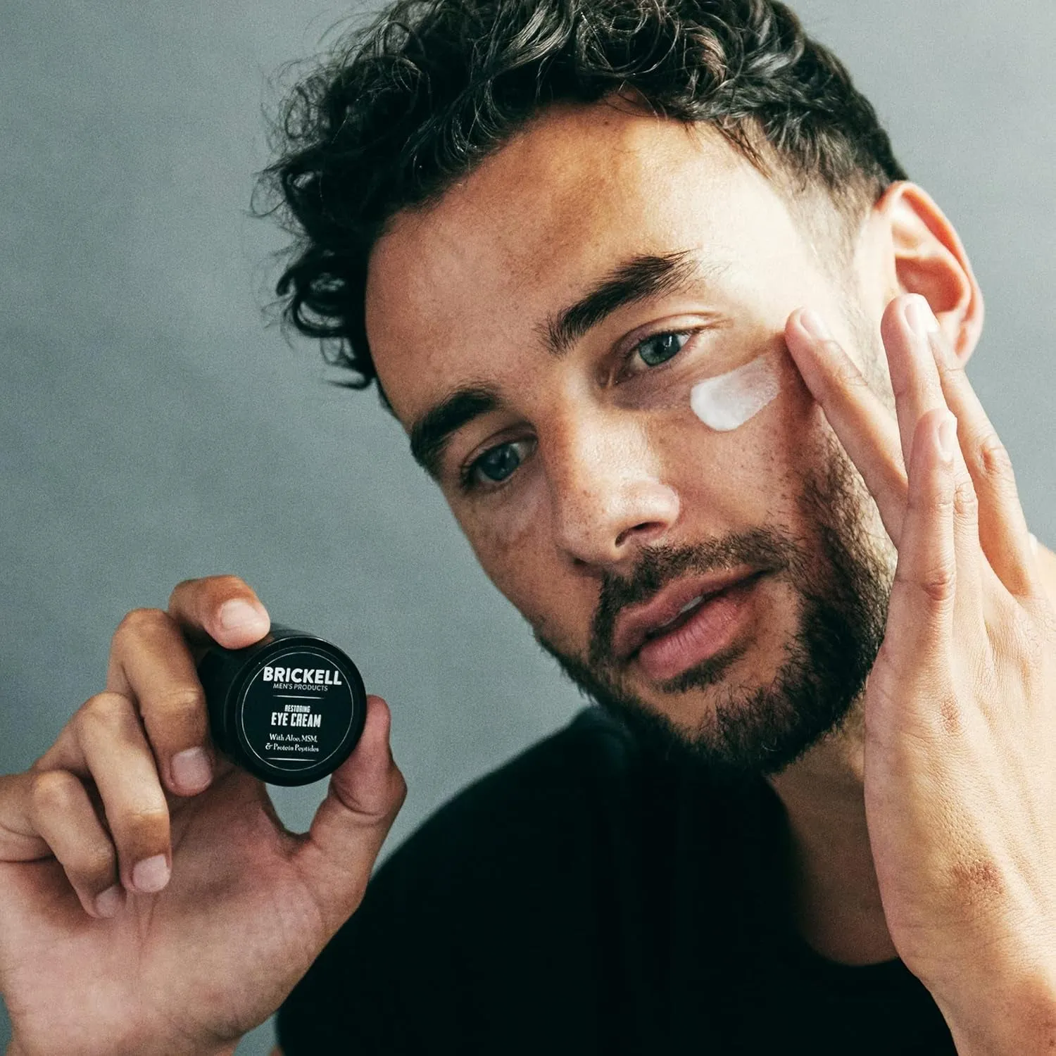 Brickell Men'S Restoring under Eye Cream for Men, Natural and Organic anti Aging Eye Balm to Reduce Puffiness, Wrinkles, Dark Circles, Crows Feet and under Eye Bags, 0.5 Ounce, Unscented
