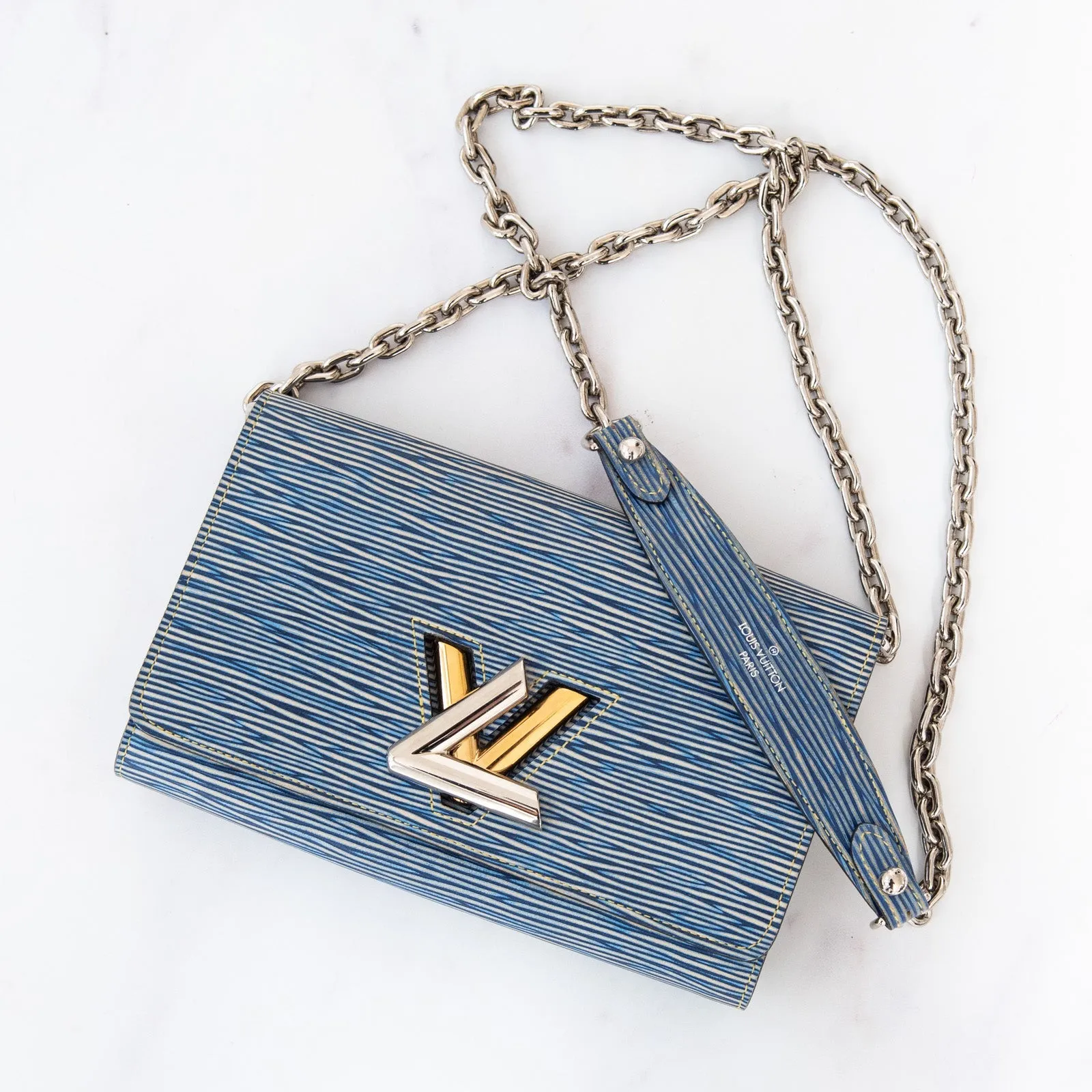 Chain Streamlined shipping Wallet Epi Leather Vuitton Artistic Light On Chain Twist Bag Denim Louis