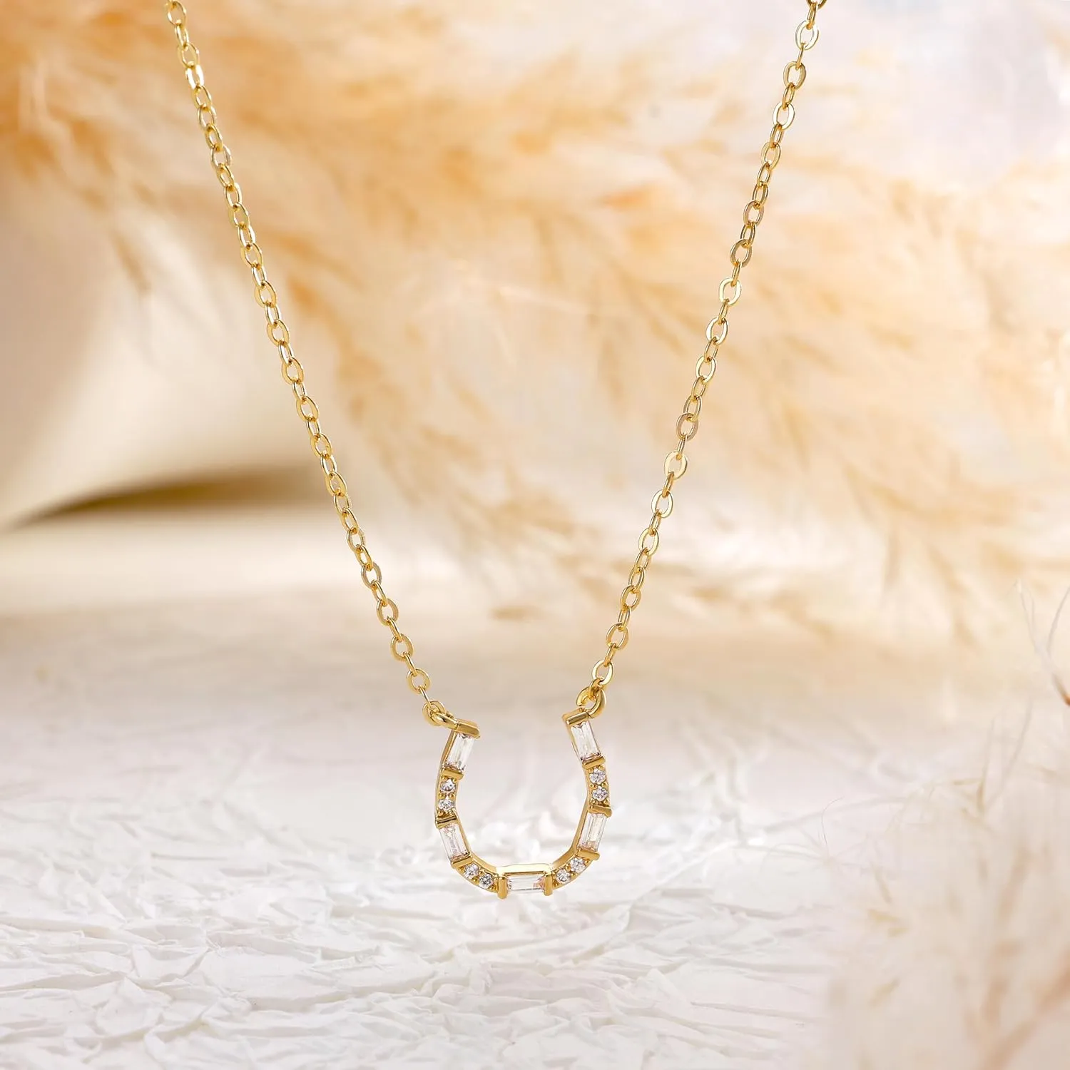 CHESKY Gold Diamond Pendant Necklace for Women, Dainty 14K Gold Plated CZ Pendant Necklace Trendy Cubic Zirconia Choker Necklaces for Women Simple Gold Everyday Jewelry Gifts