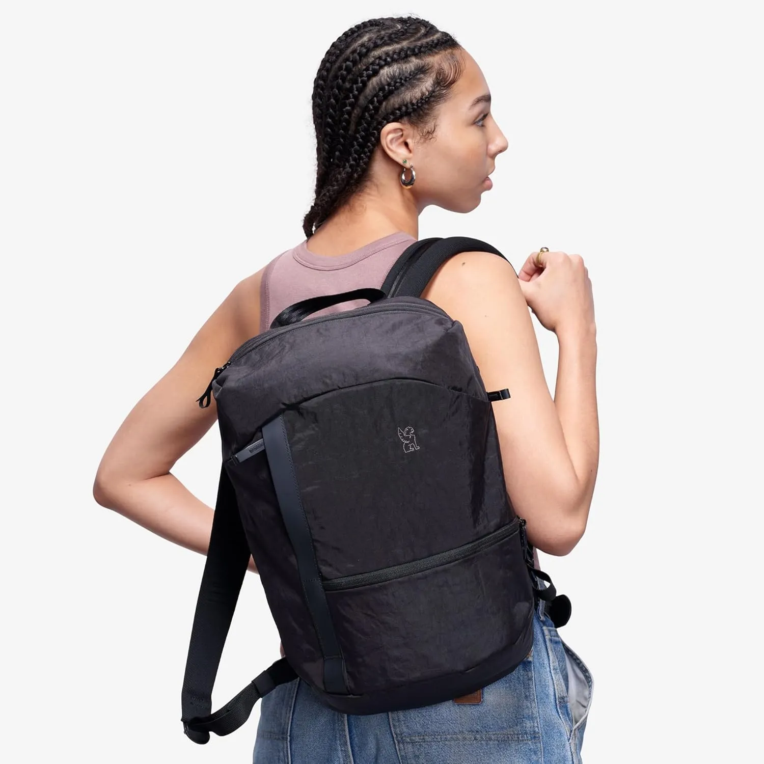 Chrome Industries Camden Backpack – 16L Travel Bag for Men and Women with Plush Knit Shoulder Straps Recycled Materials and Internal Laptop Sleeve – Black