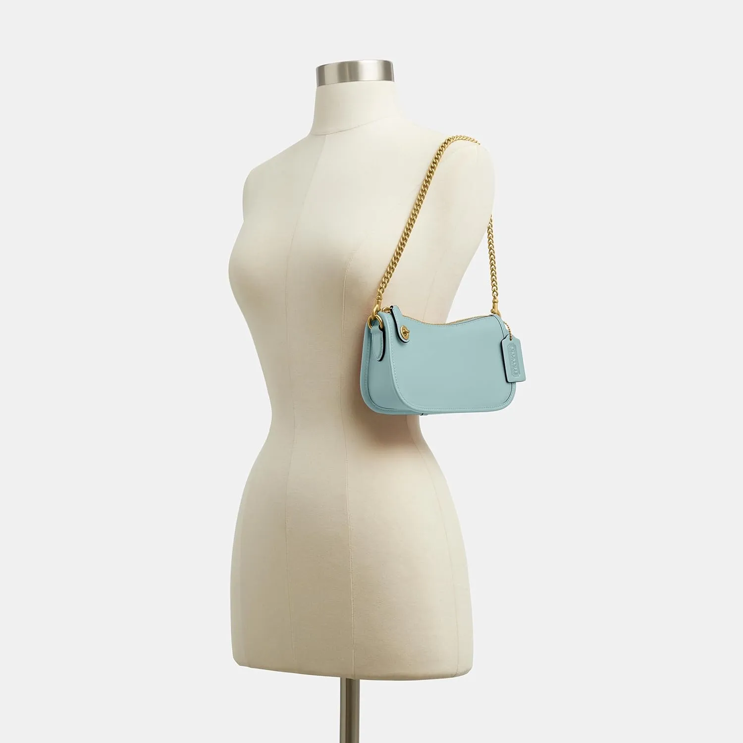 Coach Swinger Bag 20