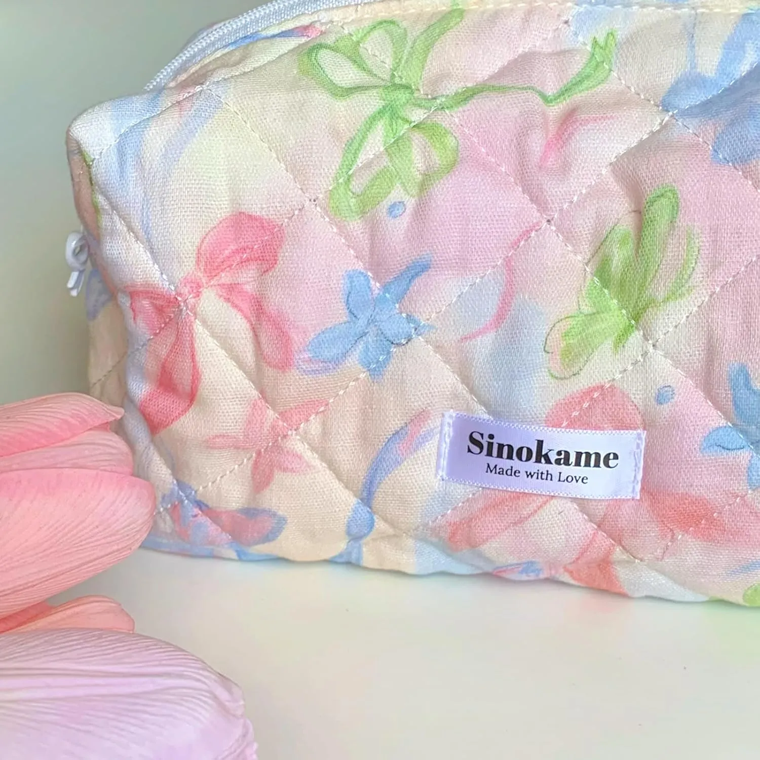 Cotton Quilted Makeup Bag Small, Bow Coquette Aesthetic Cosmetic Bag Case Travel Storage Skincare Bag Brush Organizer for Women,Coquette Girl
