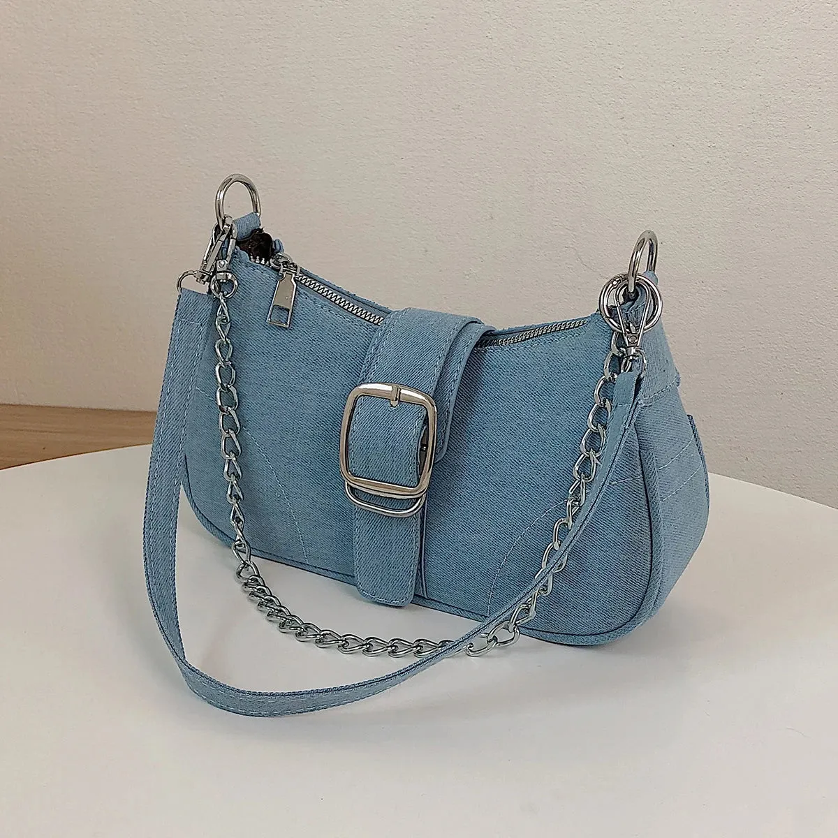 Denim Delight Shoulder Bag: Casual Luxe