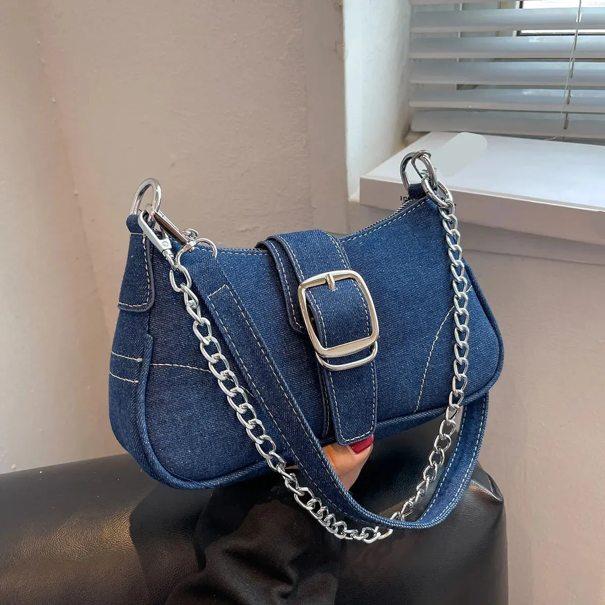 Denim Delight Shoulder Bag: Casual Luxe