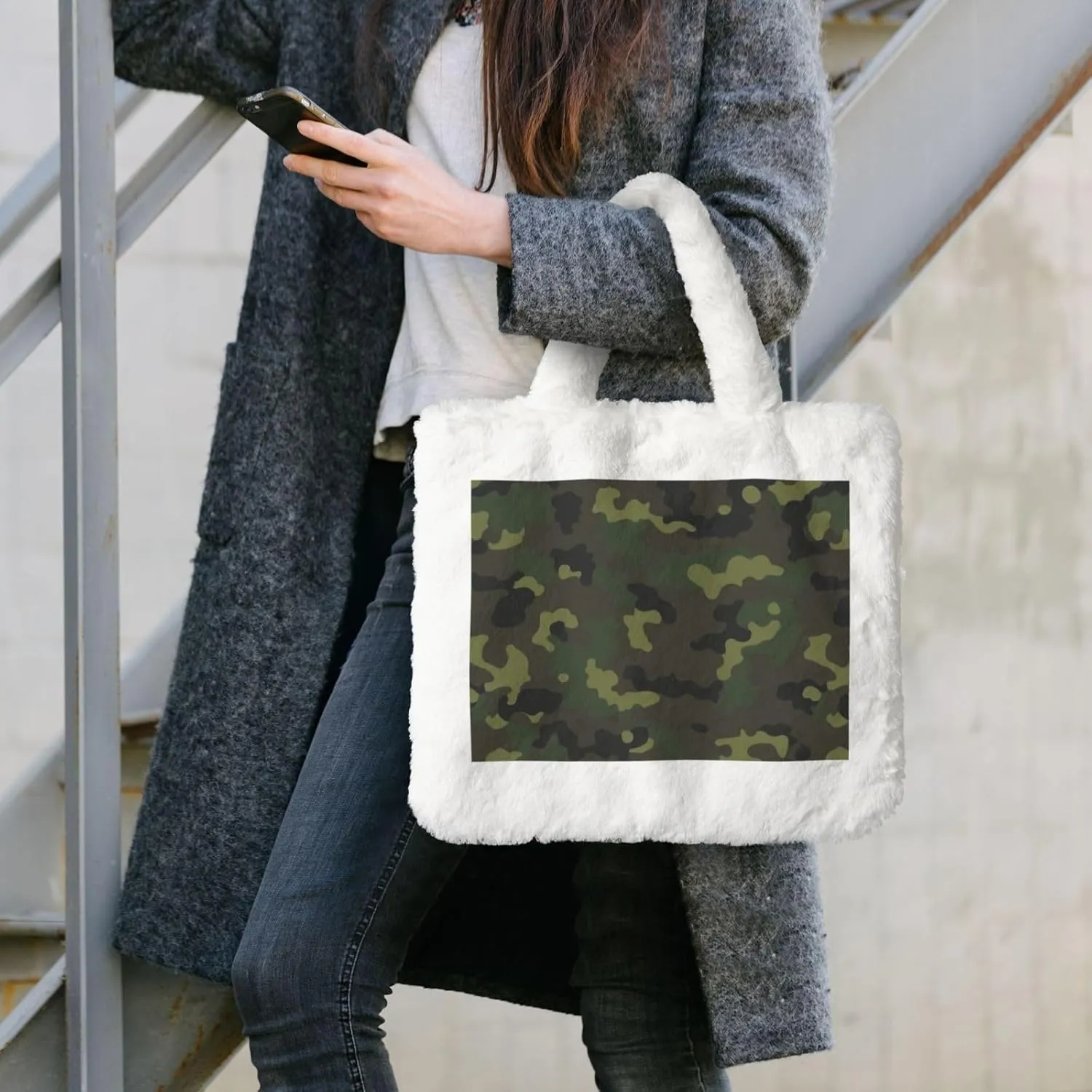Fluffy Bag Purse, Winter Faux Fur Bags for Women Furry Tote Bag Fuzzy Shoulder Handbags