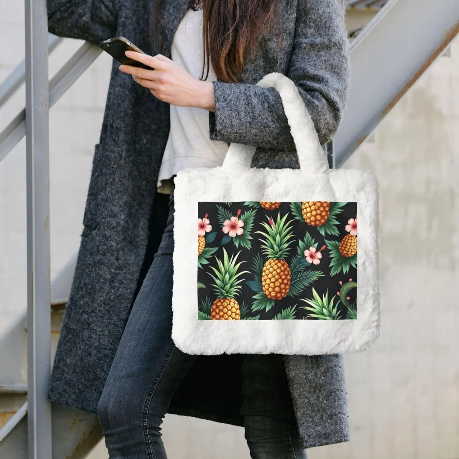 Fluffy Tote Bag, Winter Furry Purse for Women Faux Fur Bag Plush Purse Fuzzy Shoulder Handbag