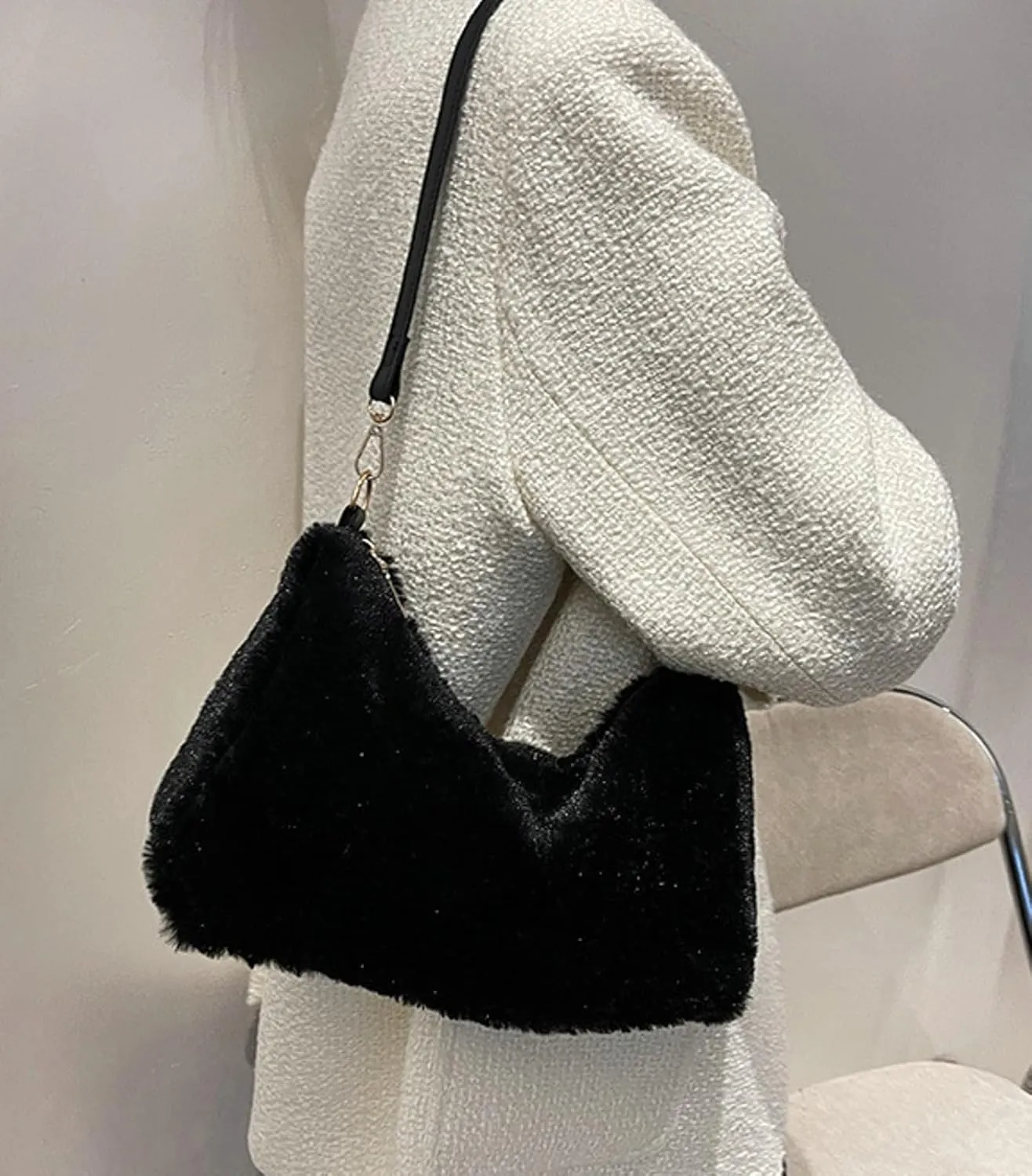 Fuzzy Plush Handbag Women 2024 Fall Winter Fashion Stylish Shoulder Bag PU Strap Smooth Zip Cozy Fur