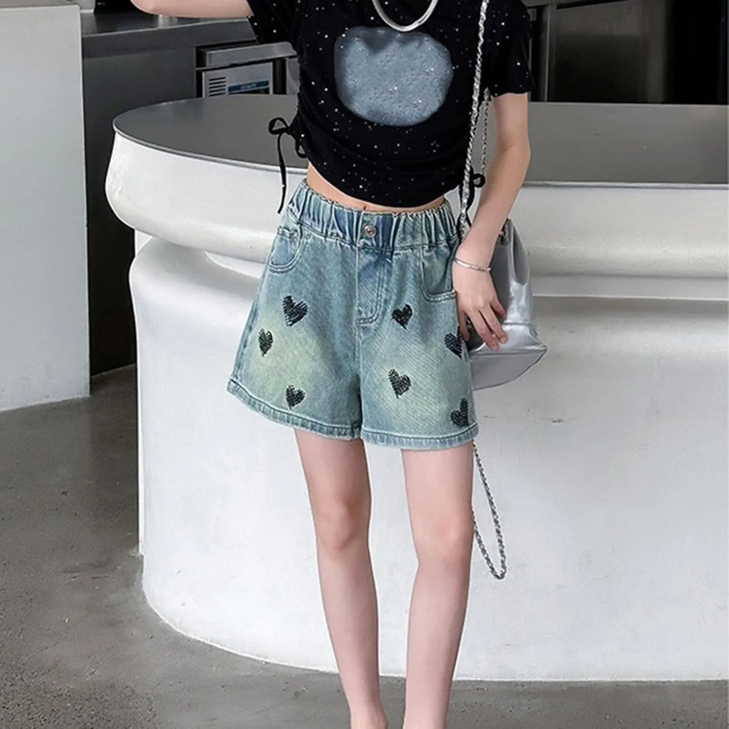 Girls Casual Embroidered Heart Denim Shorts Teen Functional Button Closure Pockets High-Waisted Loose Vintage Shorts