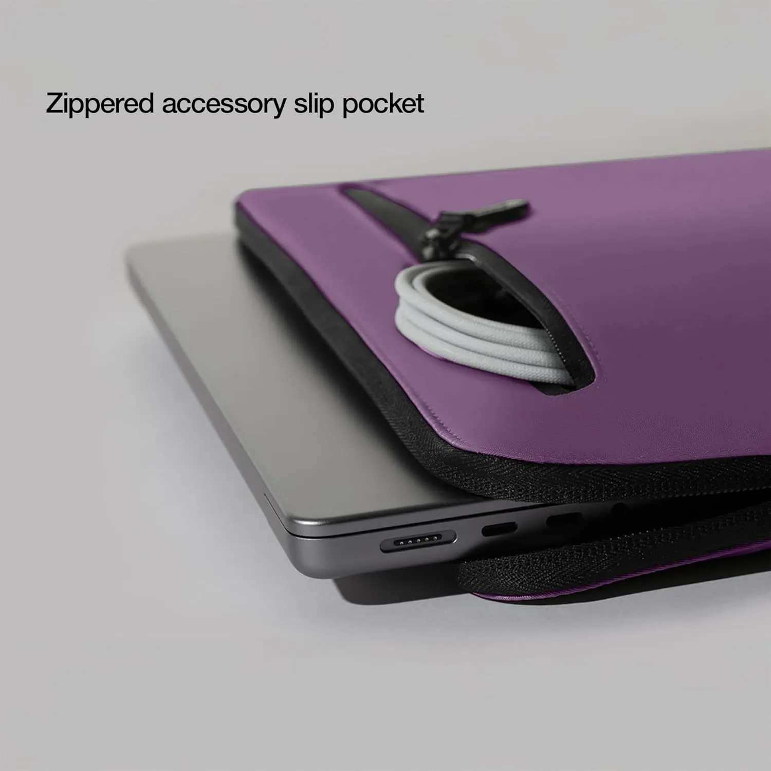Incase Compact Laptop Sleeve with Flight Nylon - 14-inch MacBook/Laptop & iPad/Tablet Sleeve - Faux Fur Lining, Lightweight, Durable, Weather Resistant, Slip Pocket for Accessories - Nordic Mauve