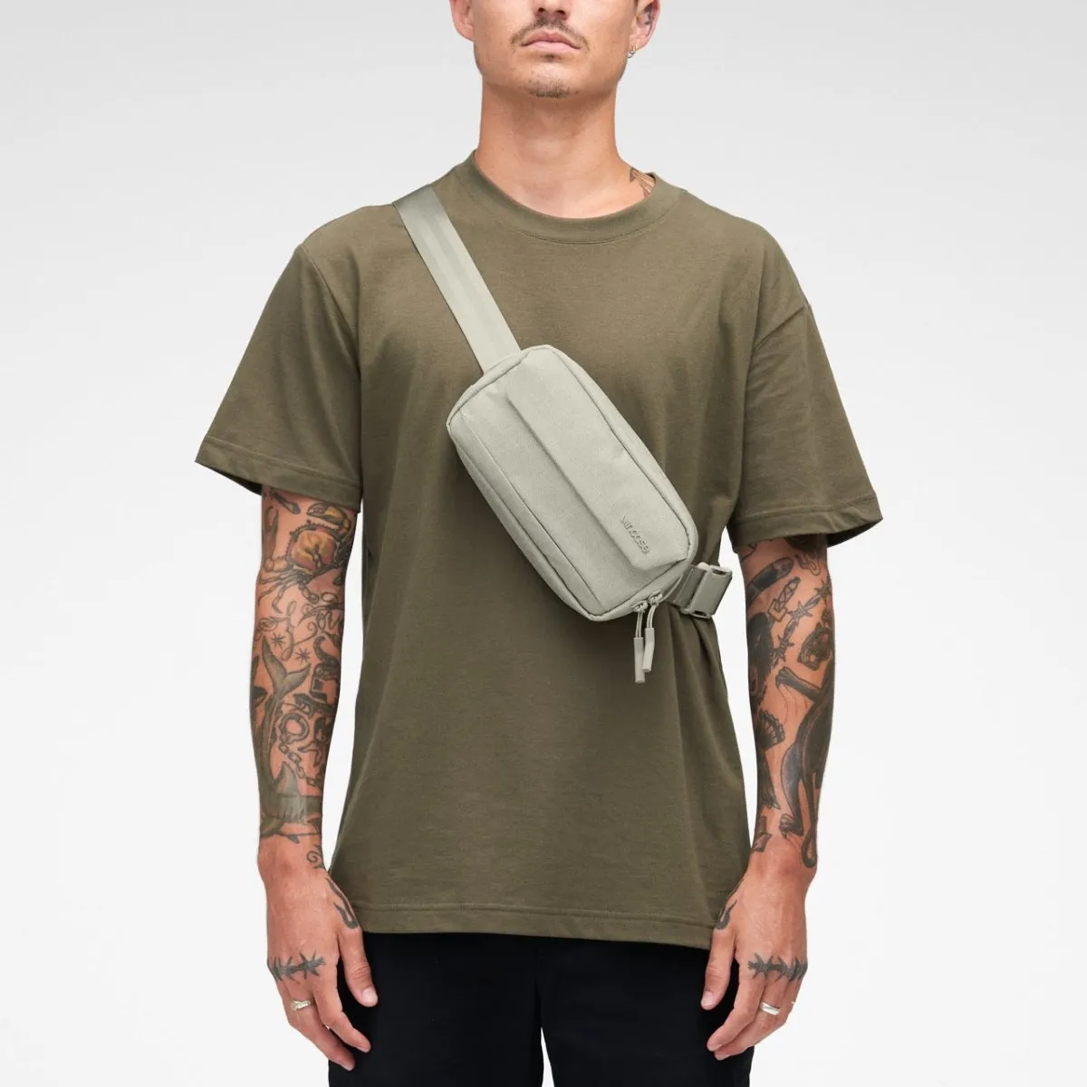 Incase Crosstown Sling with Woolenex