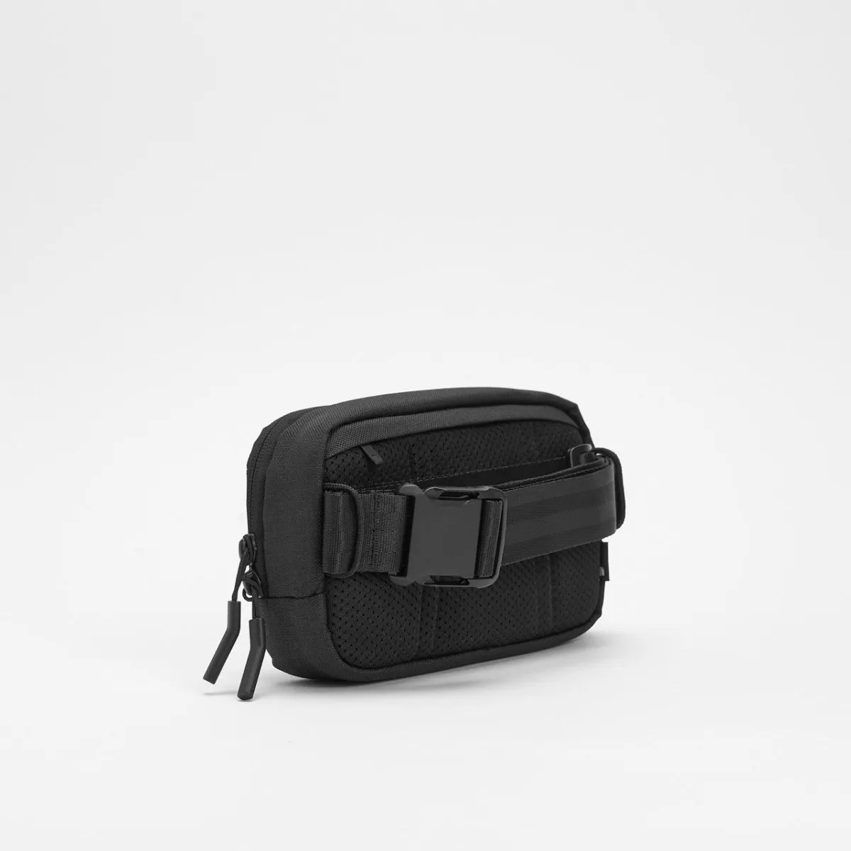 Incase Crosstown Sling with Woolenex