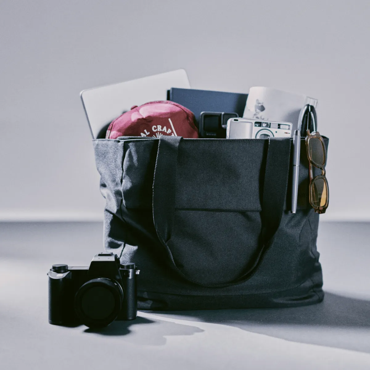 Incase Crosstown Tote with Woolenex