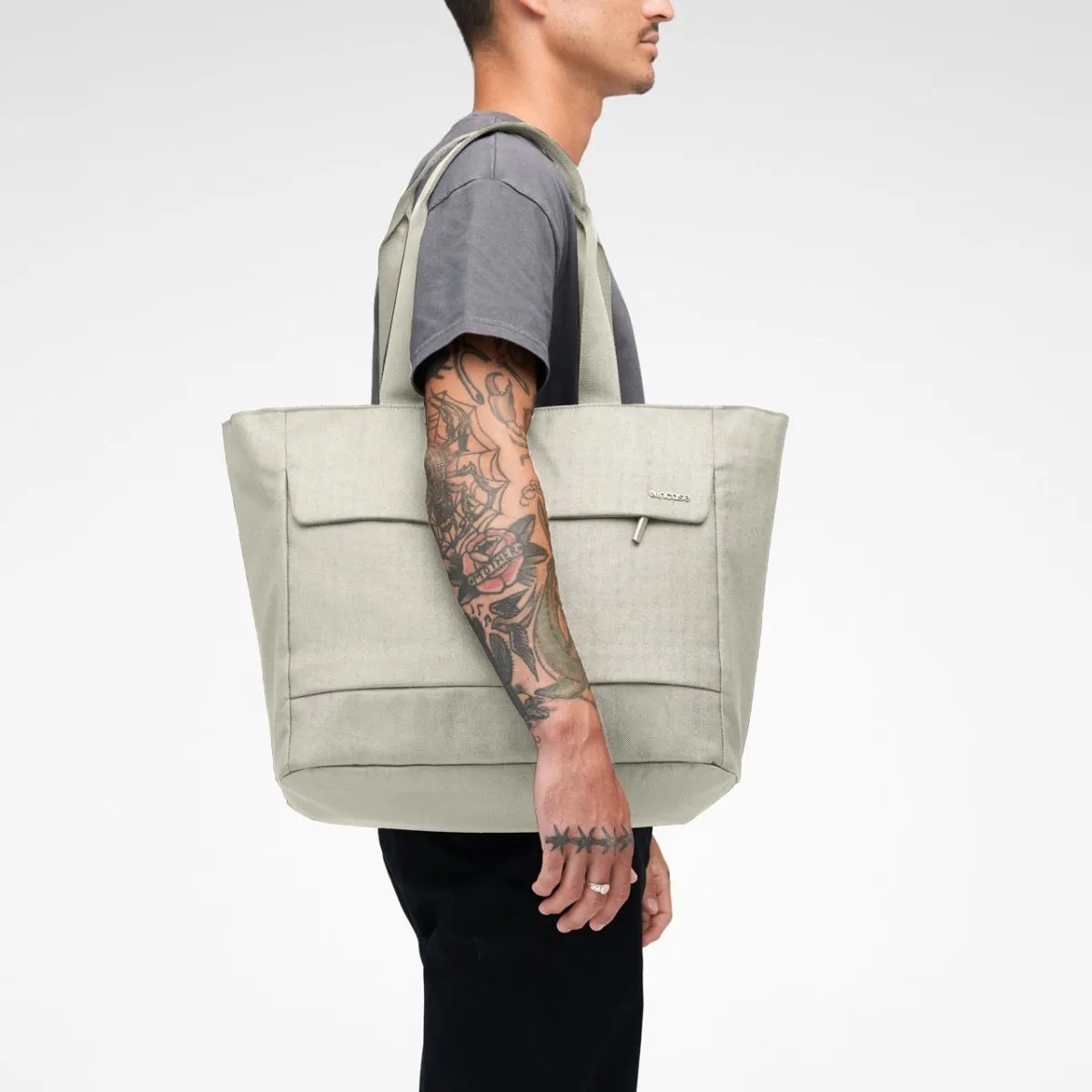 Incase Crosstown Tote with Woolenex