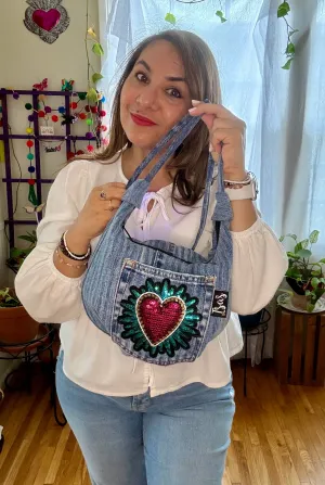 La Denim Bolsita/ Denim Crossbody bag w/Heart appliqué