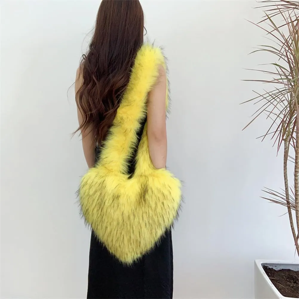 Large Heart Shaped Bag for Women Faux Fur Shoulder Purse Y2k Crossbody Bag Chic Handbag Furry Shoulder Tote Purse