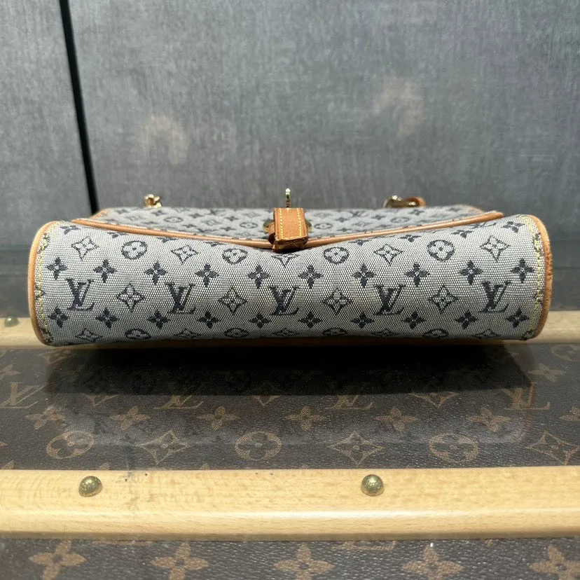 Louis Vuitton Denim Monogram Blue Crossbody Bag 23x17x6cm