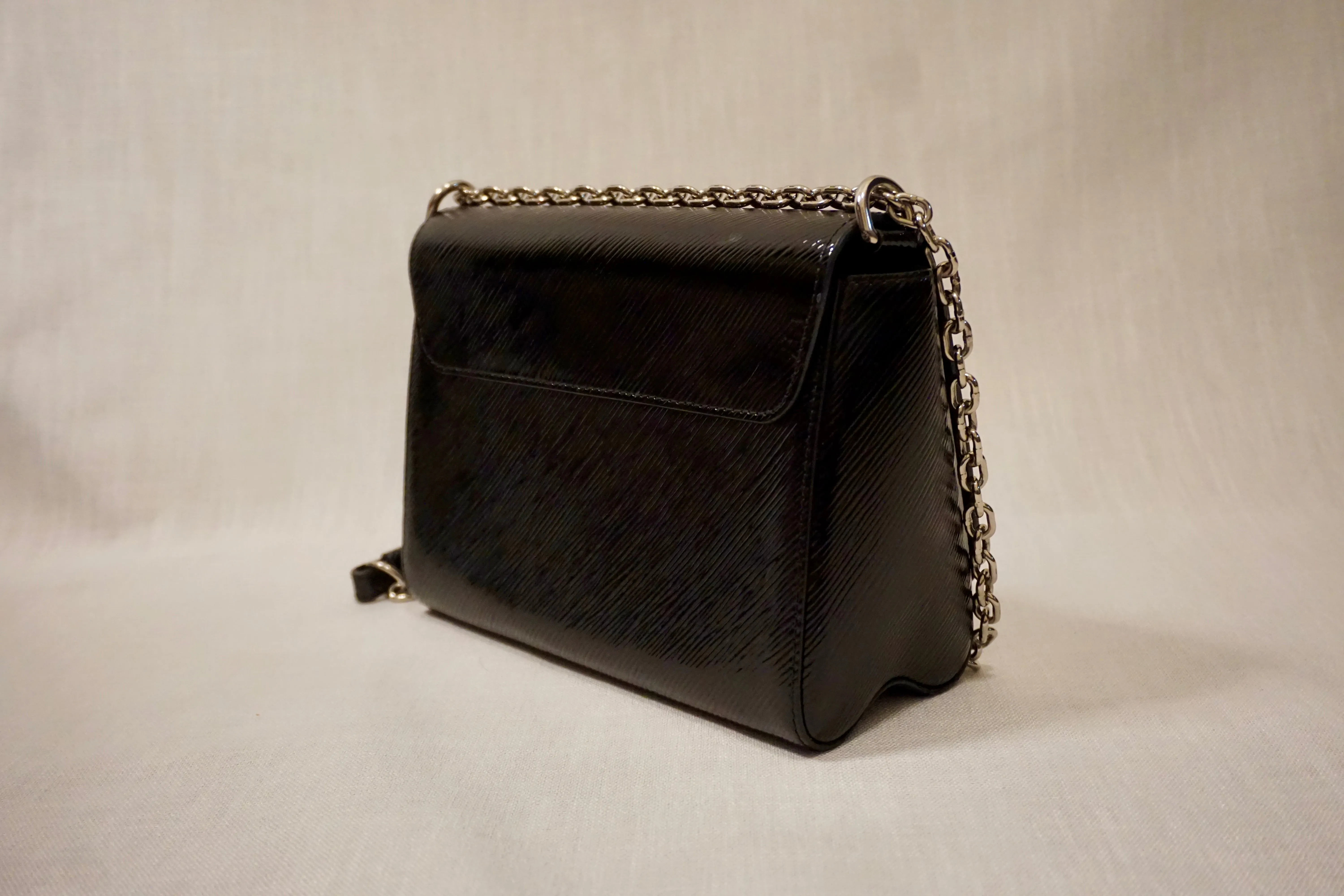 LOUIS VUITTON Epi Leather Twist MM Bag Black