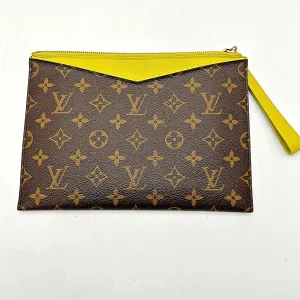 LOUIS VUITTON Monogram Pallas Pochette Pistache lv5543cf