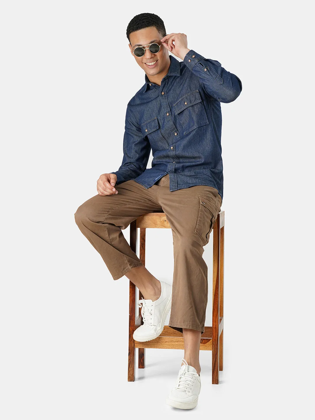 Men Navy Solid Regular Fit Denim Casual Shirt