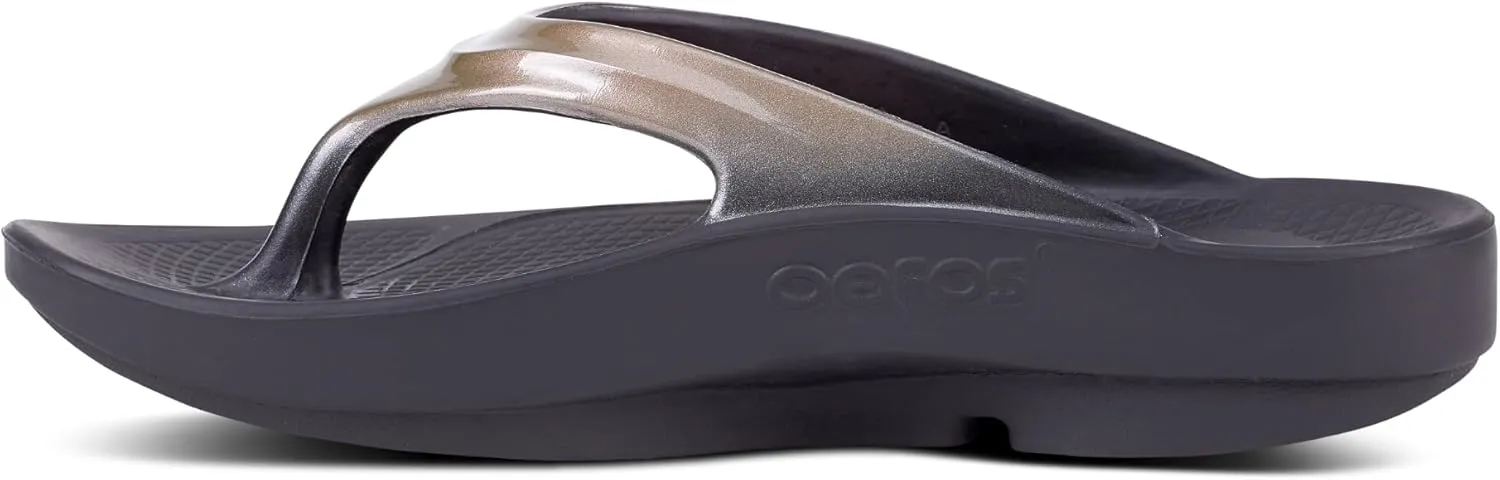 OOFOS Women's Traditional Flip-Flop