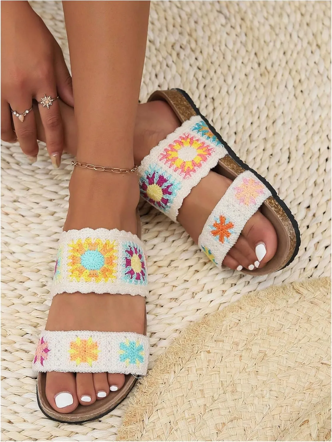 OYOANGLE Women's Floral Crochet Sandals Open Toe Double Strap Flat Sandals Slip On Outdoor Casual Slides