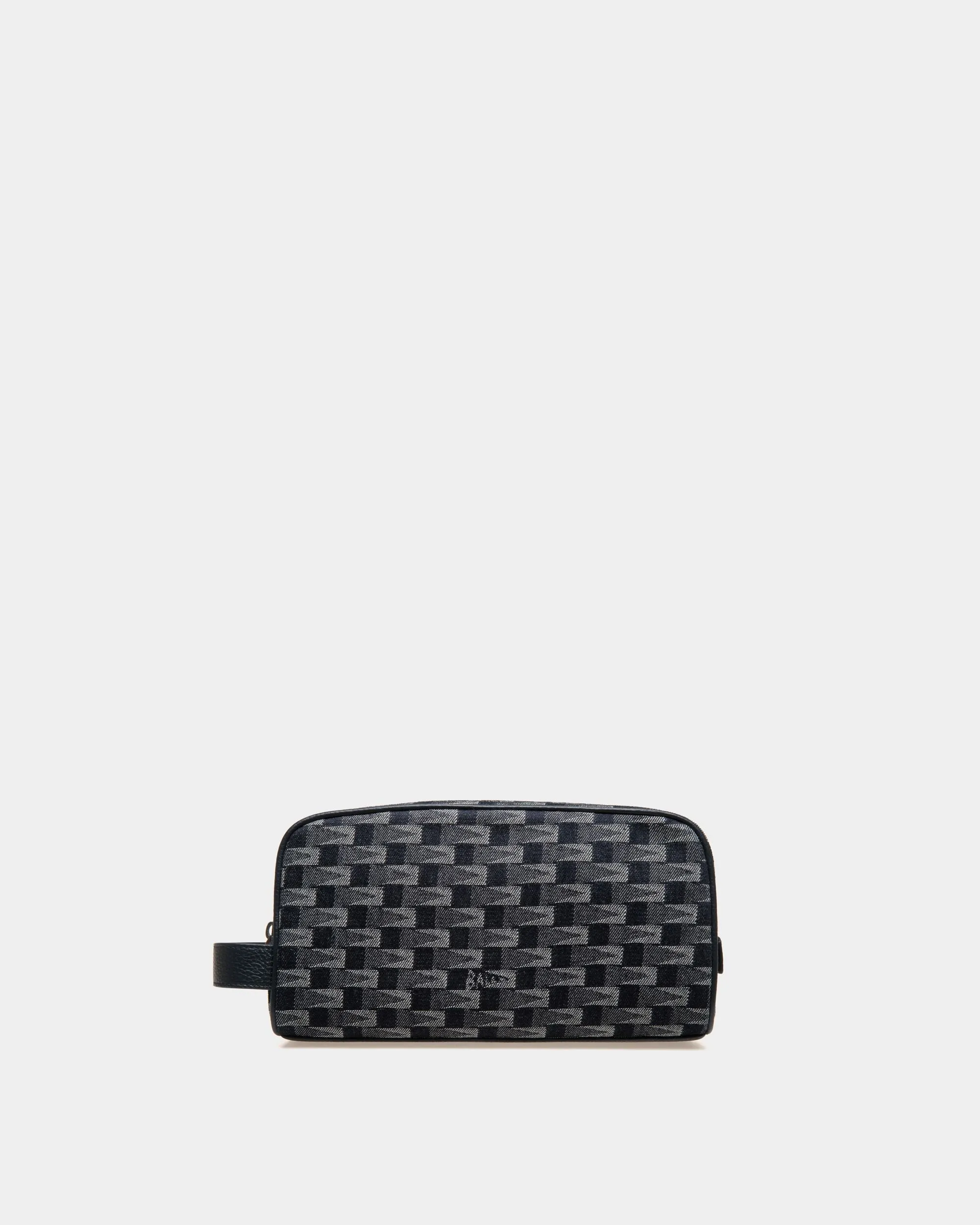 Pennant Washbag in Denim