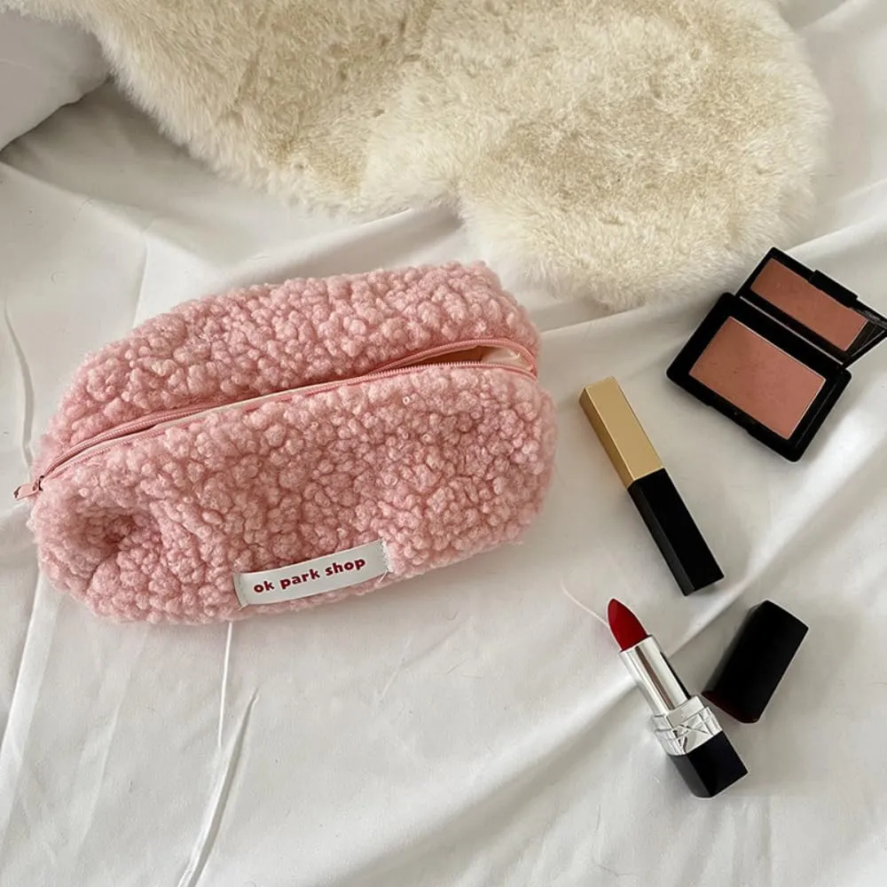 Plush Makeup Bag Lamb Wool Storage Bag Fuzzy Cosmetic Bags Travel Cosmetics Portable Storage Bag (pink)