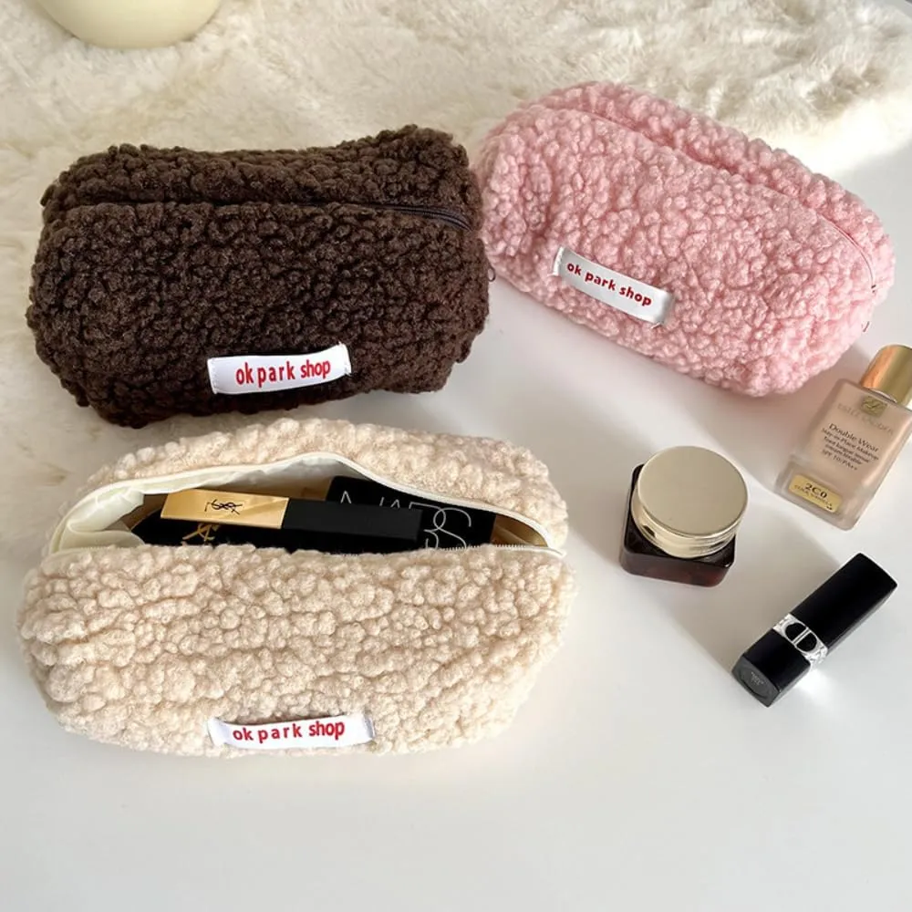 Plush Makeup Bag Lamb Wool Storage Bag Fuzzy Cosmetic Bags Travel Cosmetics Portable Storage Bag (pink)