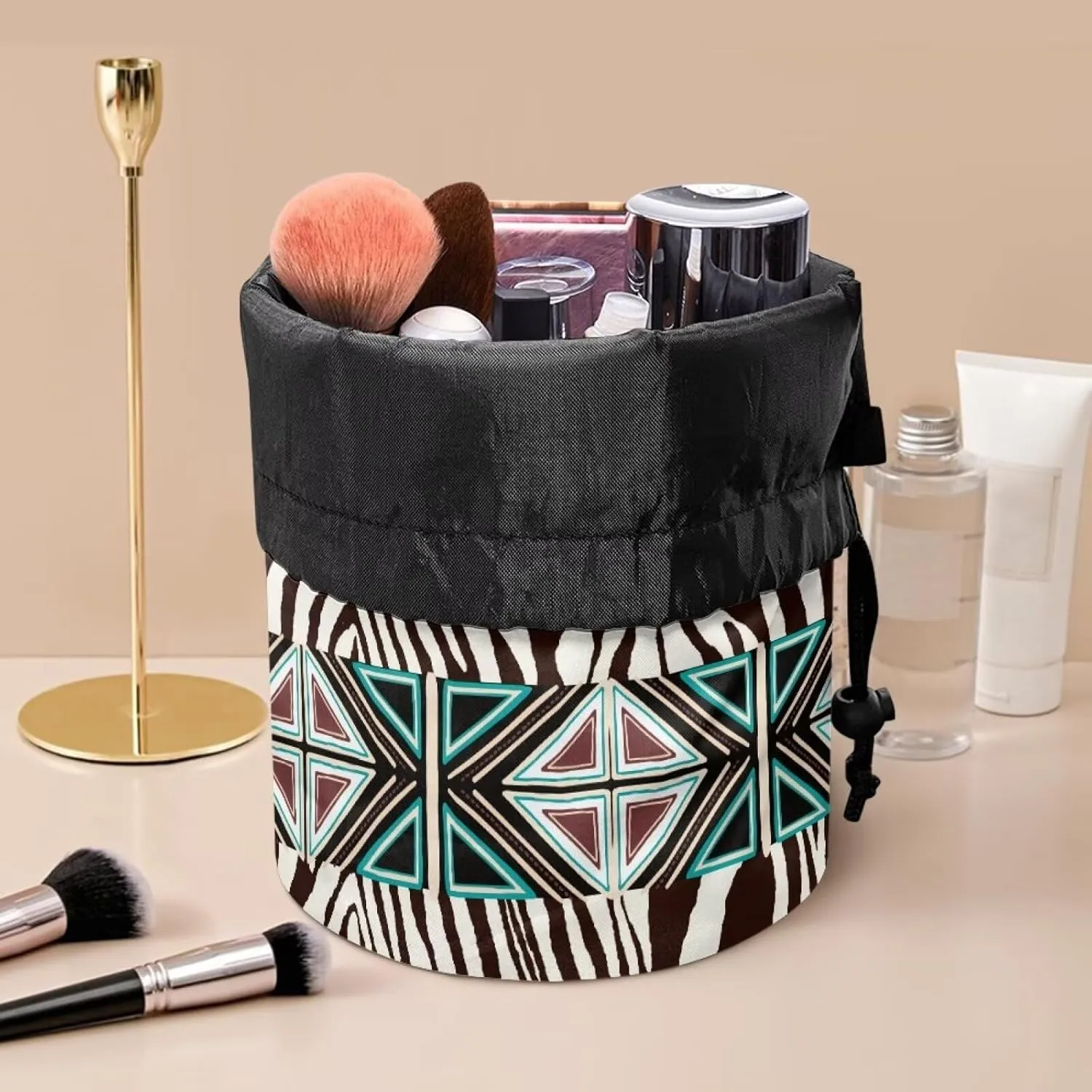 Portable Cosmetic Bag African Aztec Geometry Large Capacity Travel Cosmetic Bags for Women,Make up Case Organizer for Girls,Toiletry Bag for Makeup, Toiletries, Accessories White