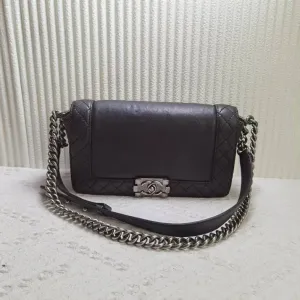 Preloved CHANEL Boy Bag Black Leather Shoulder Bag