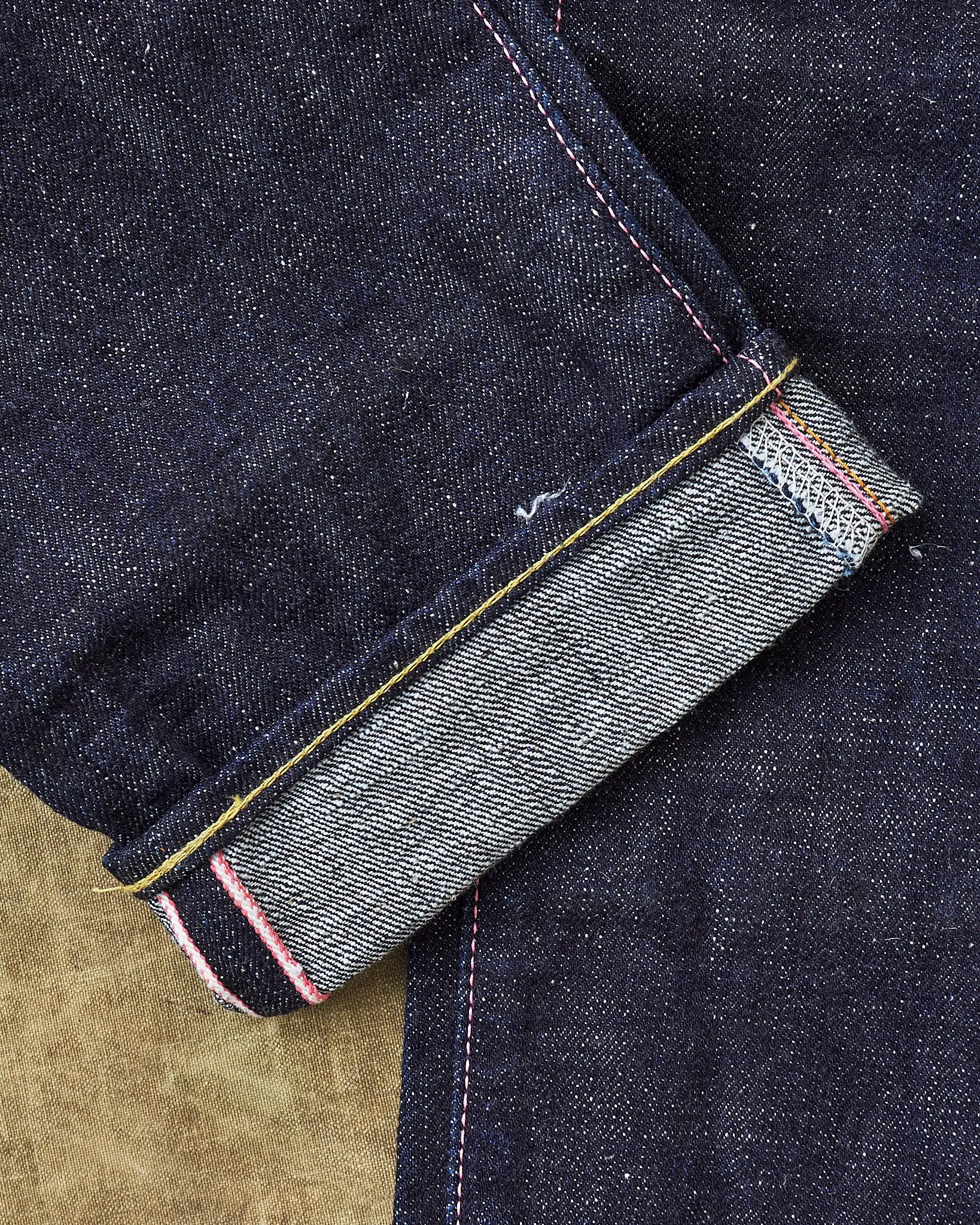 Second Hand Momotaro Lot 0605-82 Natural Tapered 16oz Texture Denim W30