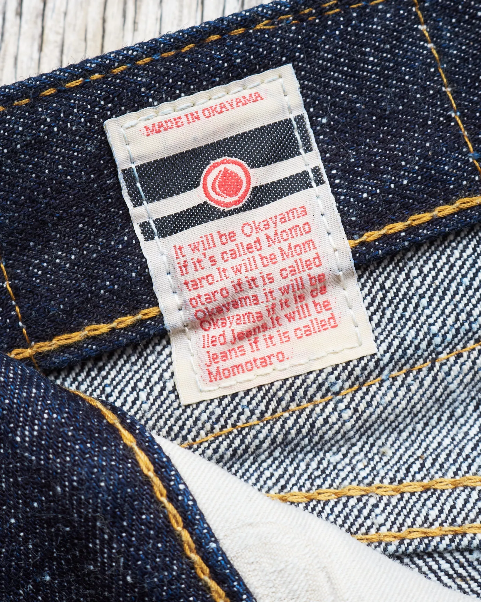 Second Hand Momotaro Lot 0605-82 Natural Tapered 16oz Texture Denim W36