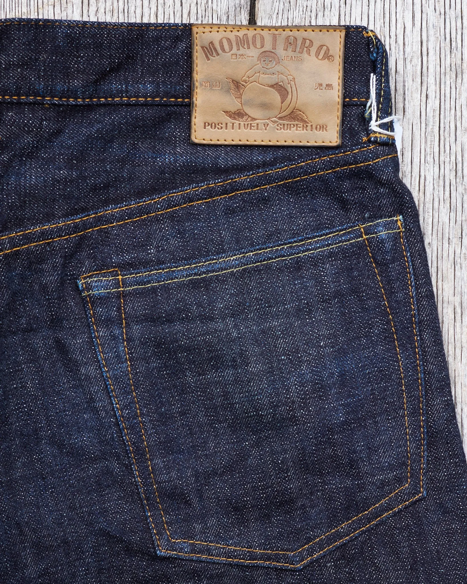 Second Hand Momotaro Lot 0605-82 Natural Tapered 16oz Texture Denim W36