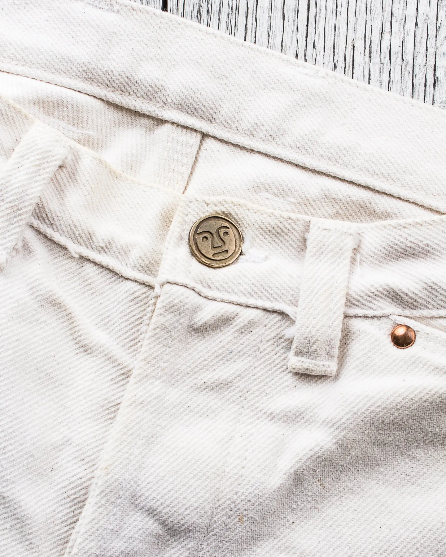 Second Hand Tender 129 White Denim Shorts Size 3