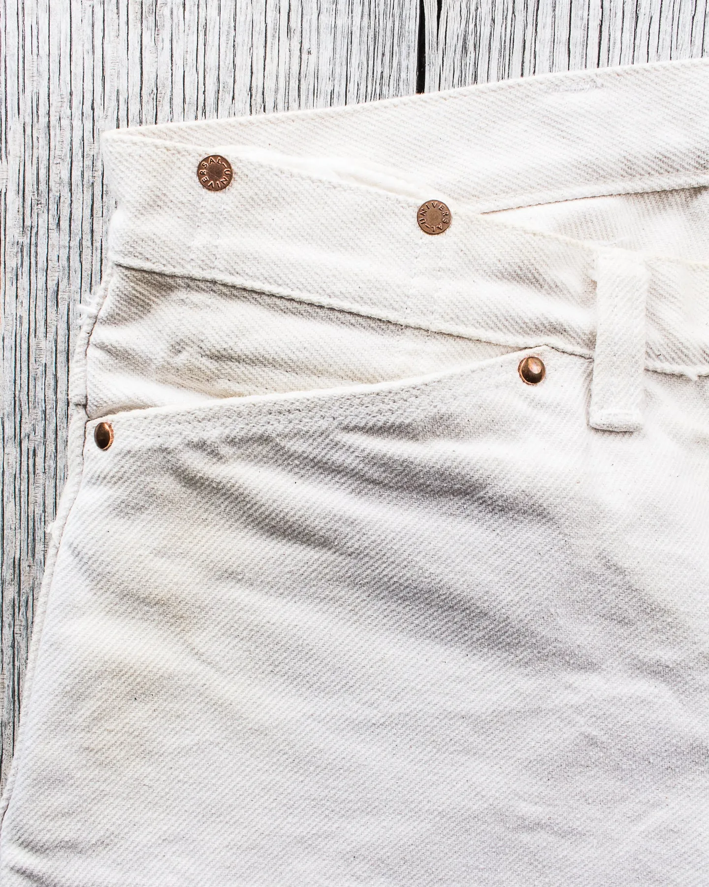 Second Hand Tender 129 White Denim Shorts Size 3